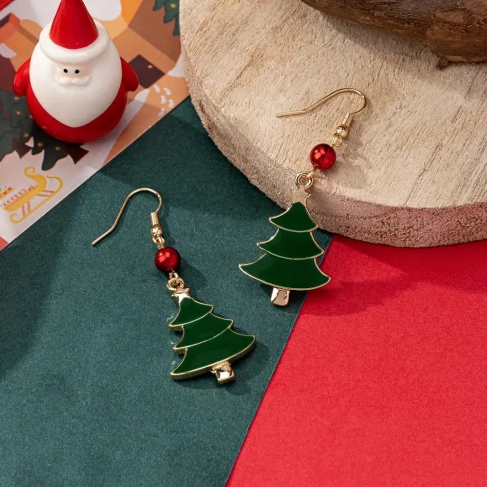 NEW! Christmas Tree Earrings with Red Beads. Christmas Earrings  🎄 A3-112
